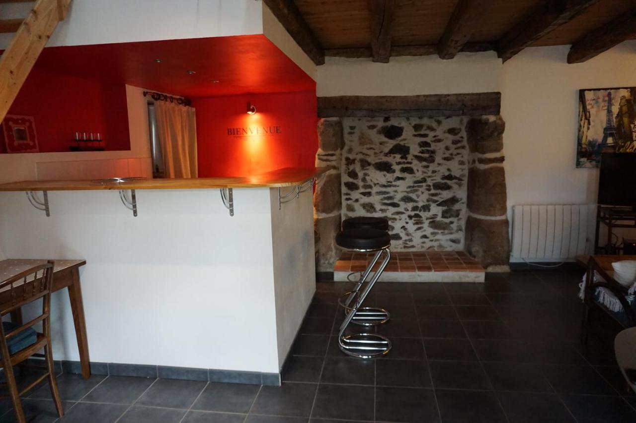 הוילה בוגונה Maison Entre Terre Et Pierre, Proche Nantes Aeroport מראה חיצוני תמונה